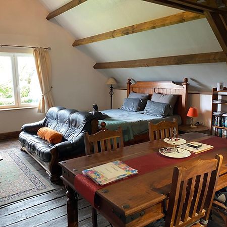 Spacious, Rustic Studio Space For 2 Persons Saint-Cyr-du-Bailleul Exterior photo