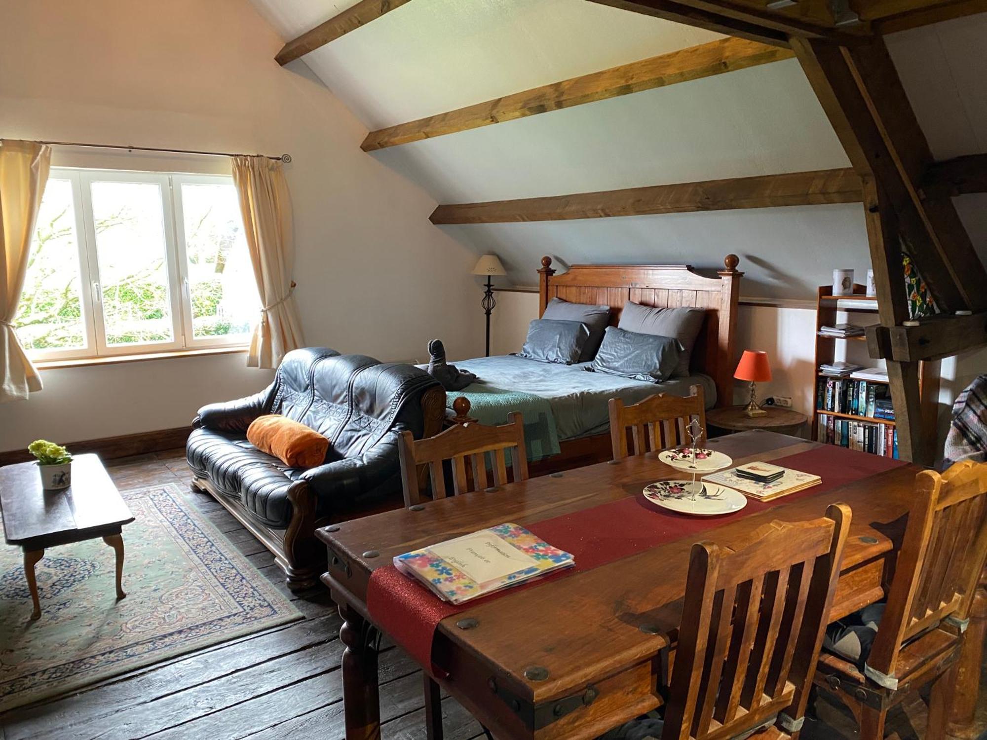 Spacious, Rustic Studio Space For 2 Persons Saint-Cyr-du-Bailleul Exterior photo